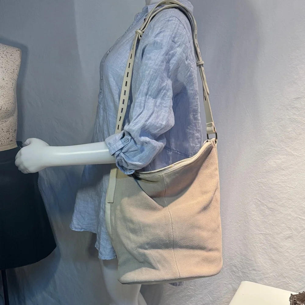Elegant Cream Shoulder Bag